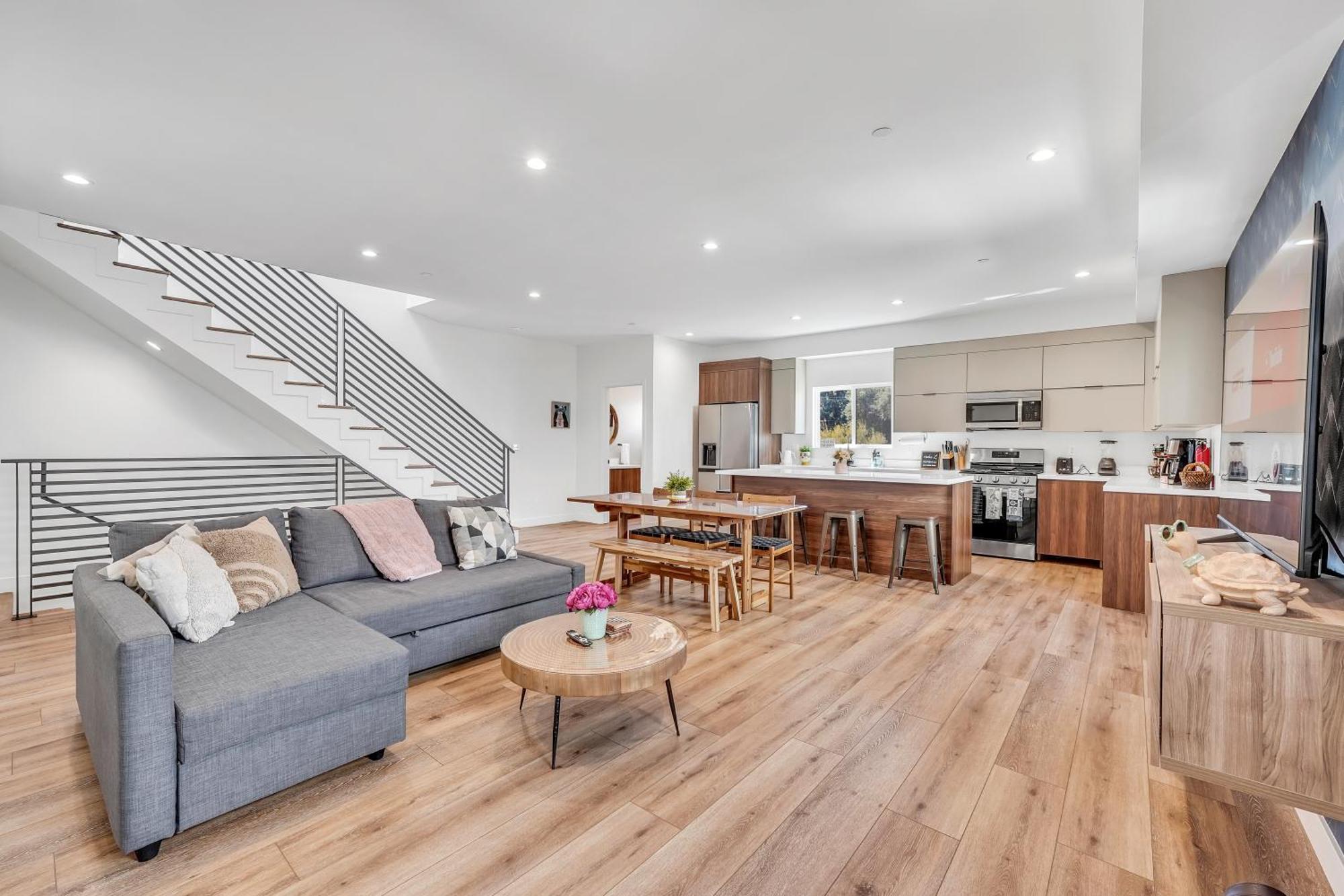 Luxurious Townhome W/3 Master Suites Gated Parking Los Angeles Eksteriør bilde